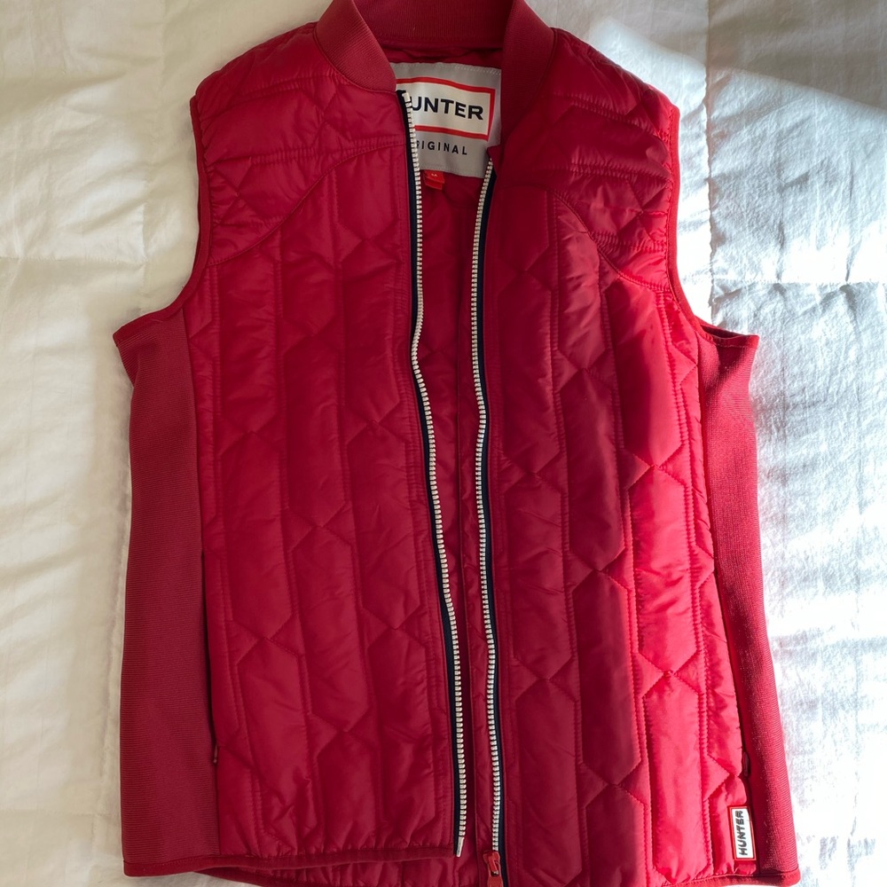 Hunter sleeveless zip vest